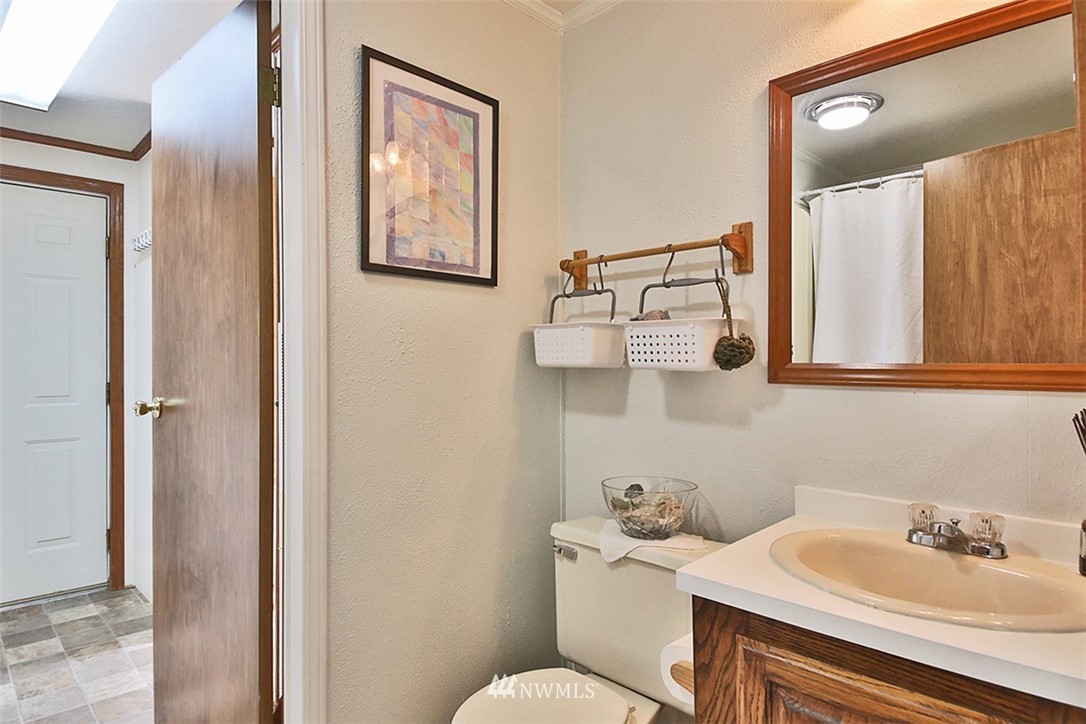 408 Sycamore Road Coupeville, WA 98239 - Photo 18 of 37 Gallery Image 18