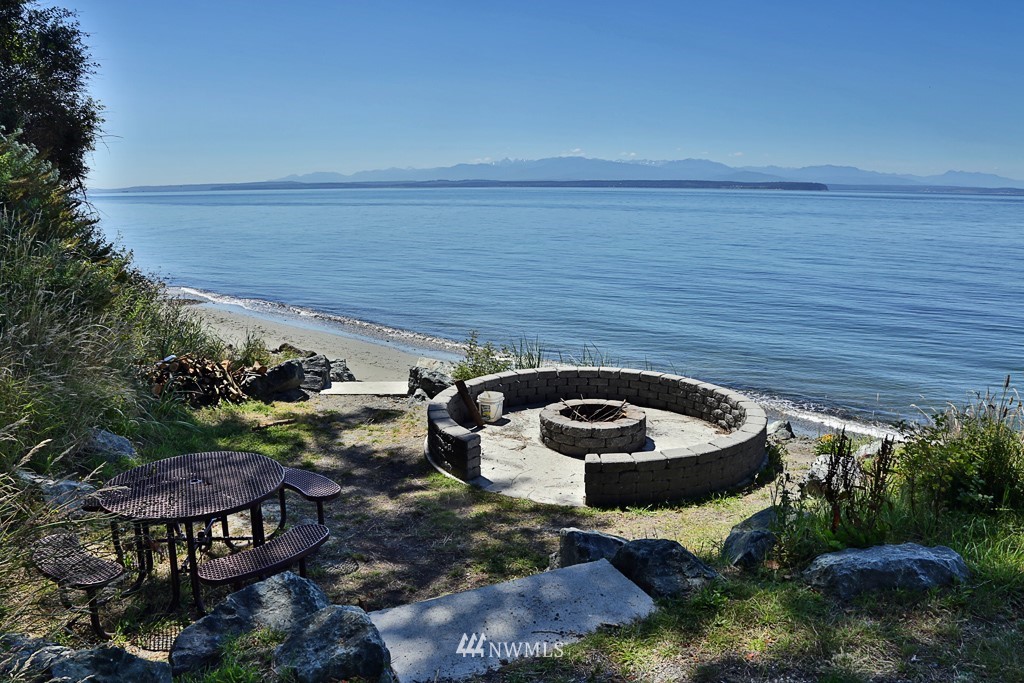408 Sycamore Road Coupeville, WA 98239 - Photo 33 of 37 Gallery Image 33