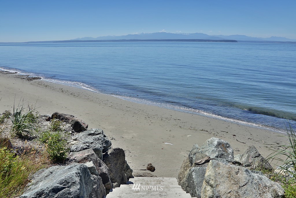 408 Sycamore Road Coupeville, WA 98239 - Photo 34 of 37 Gallery Image 34