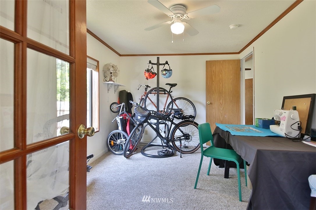 408 Sycamore Road Coupeville, WA 98239 - Photo 10 of 37 Gallery Image 10