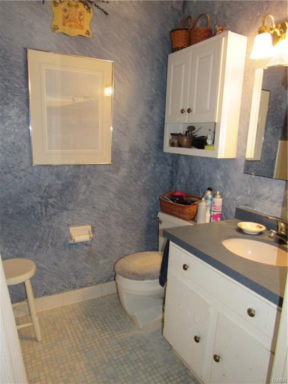 8361 Kimmel Road Clayton, OH 45315 - Photo 37 of 68