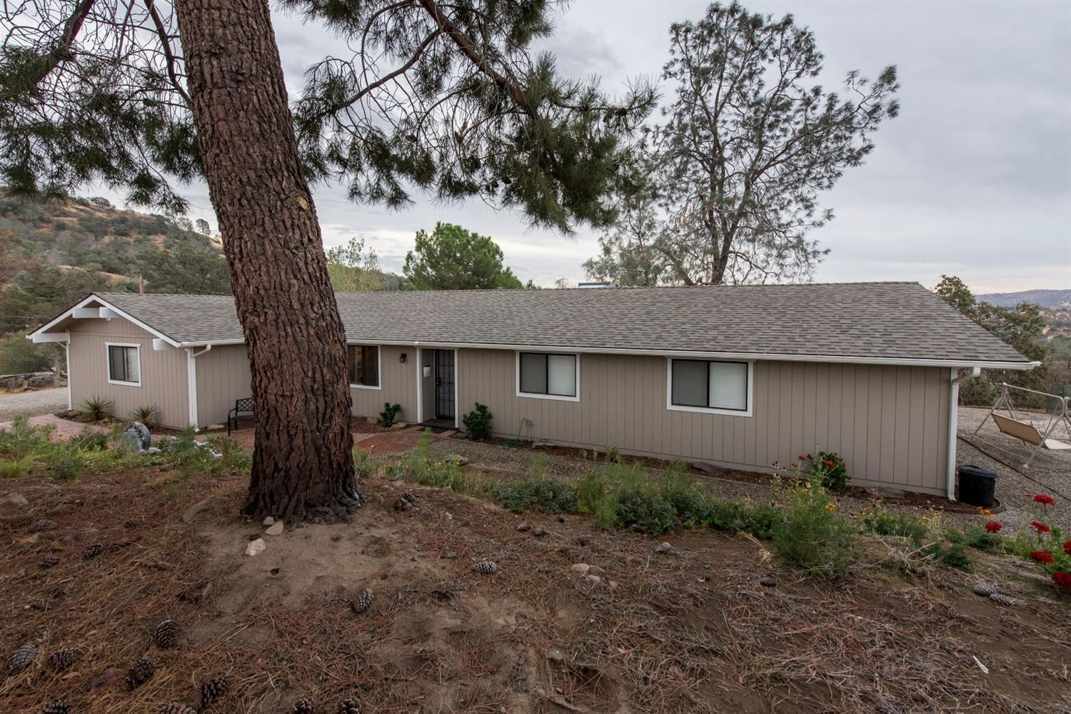29732 Revis Road Coarsegold, CA 93614 - Photo 8 of 10 Gallery Image 8