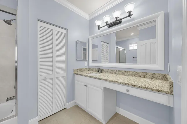 $895,000 | 148 Cypress Cove, Jupiter, FL 33458