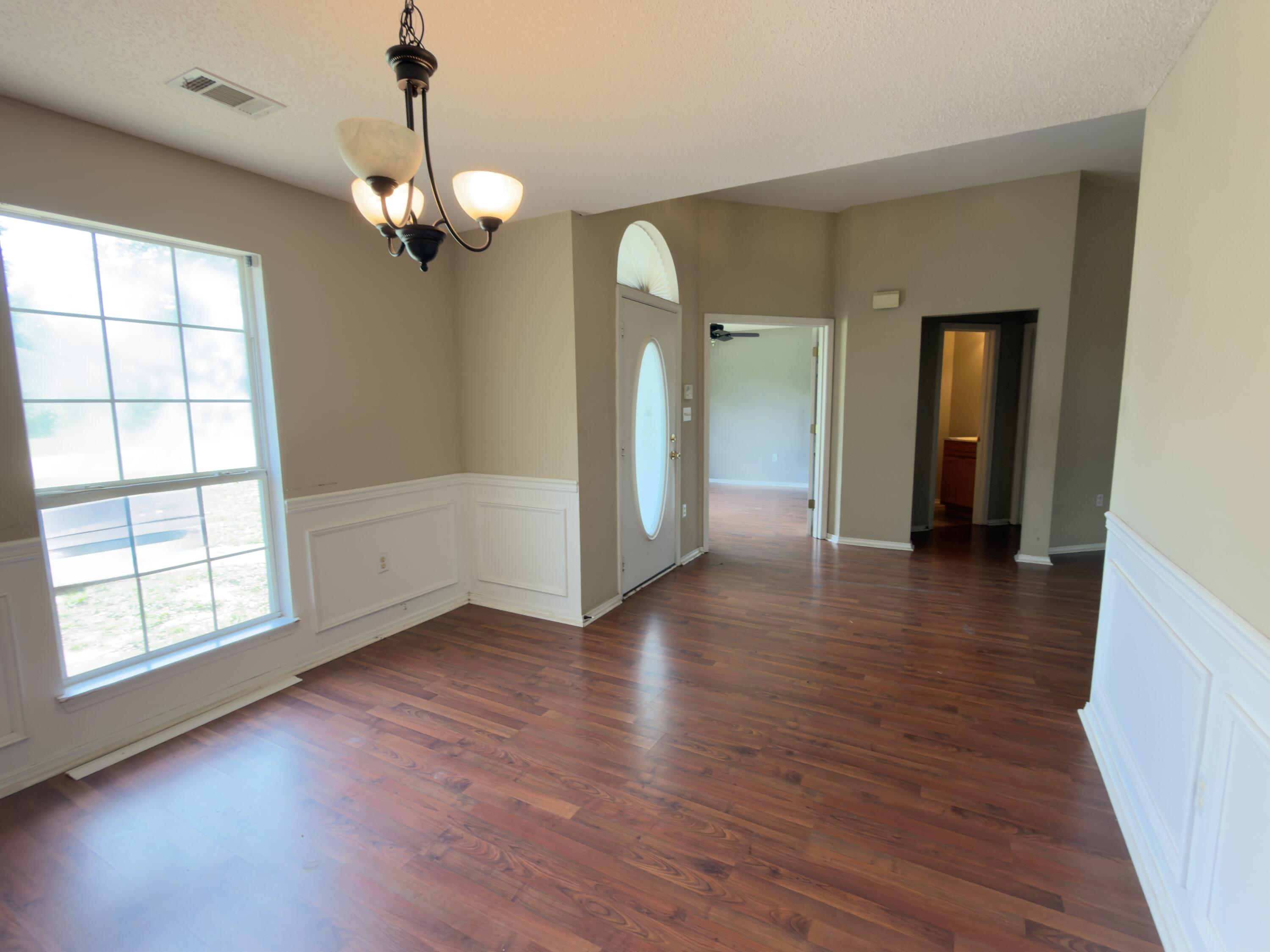 688 Brunson Street Crestview, FL 32536 - Photo 4 of 27 dining view 2
