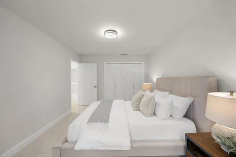 $4,588,000 | 135 Newton Drive, Burlingame, CA 94010
