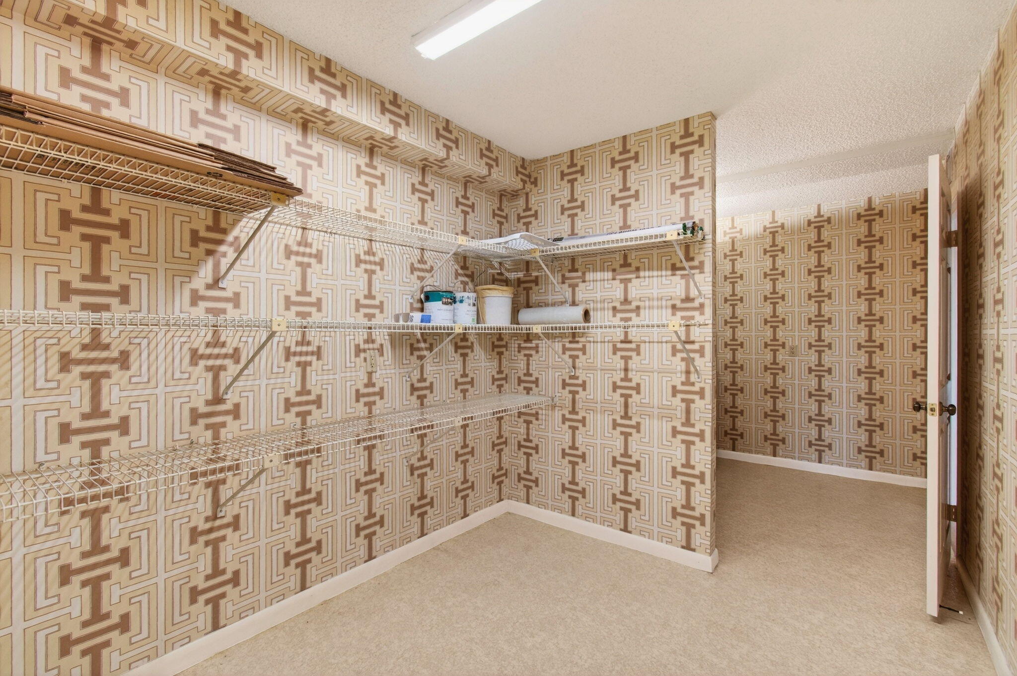 6049 Balboa Circle, Unit 205 Boca Raton, FL 33433 - Photo 23 of 27 a view of utility room