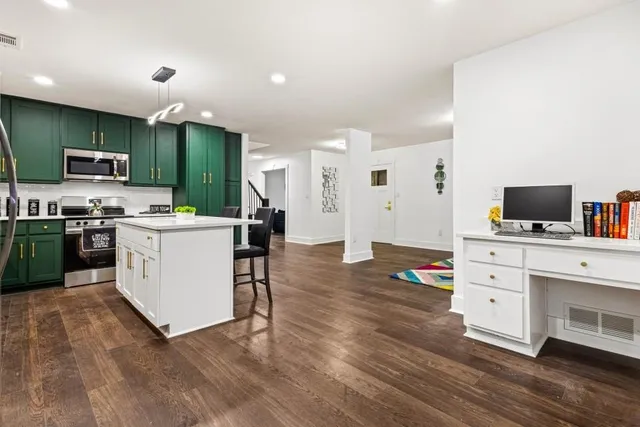 $311,777 | 176 Blake Lane, Ellenwood, GA 30294