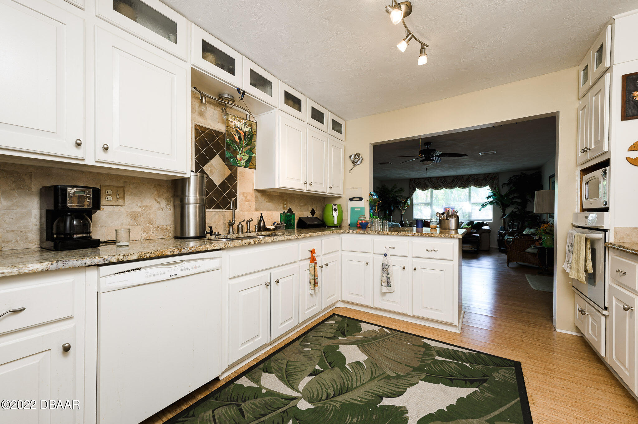 872 Marvin Road Ormond Beach, FL 32176 - Photo 12 of 39 kitchen5.