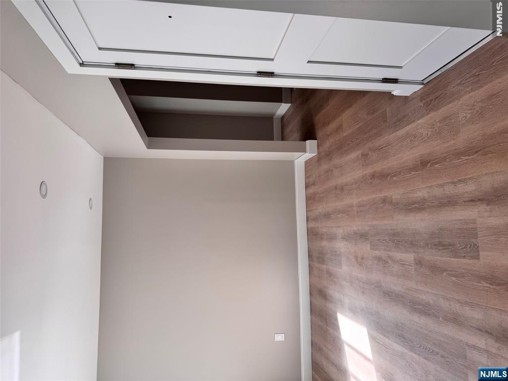 72 Chestnut Street, Unit 2R Montclair, NJ 07042 - Photo 2 of 14