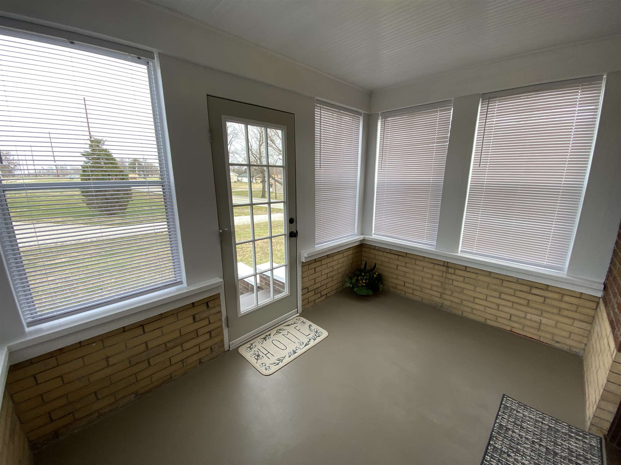 5805 North State Rte 61 Boonville, IN 47601 - Photo 11 of 36