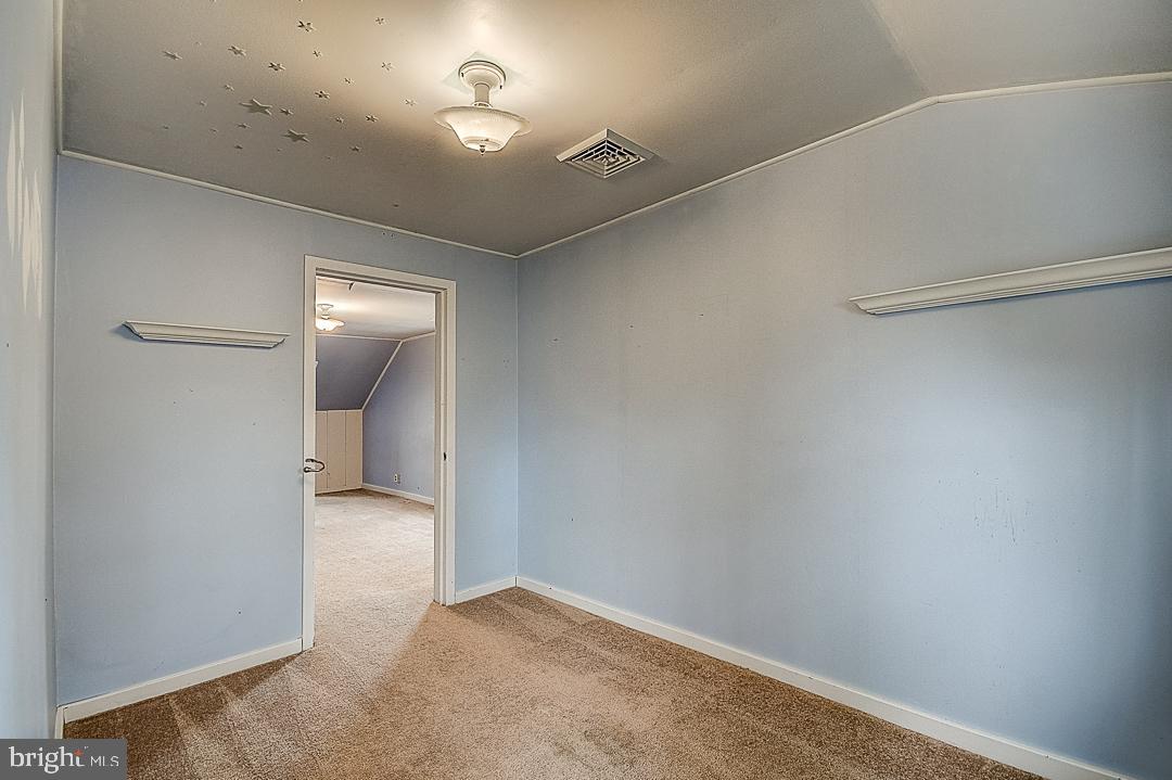 400 Sutherland Road Ewing, NJ 08618 - Photo 22 of 33