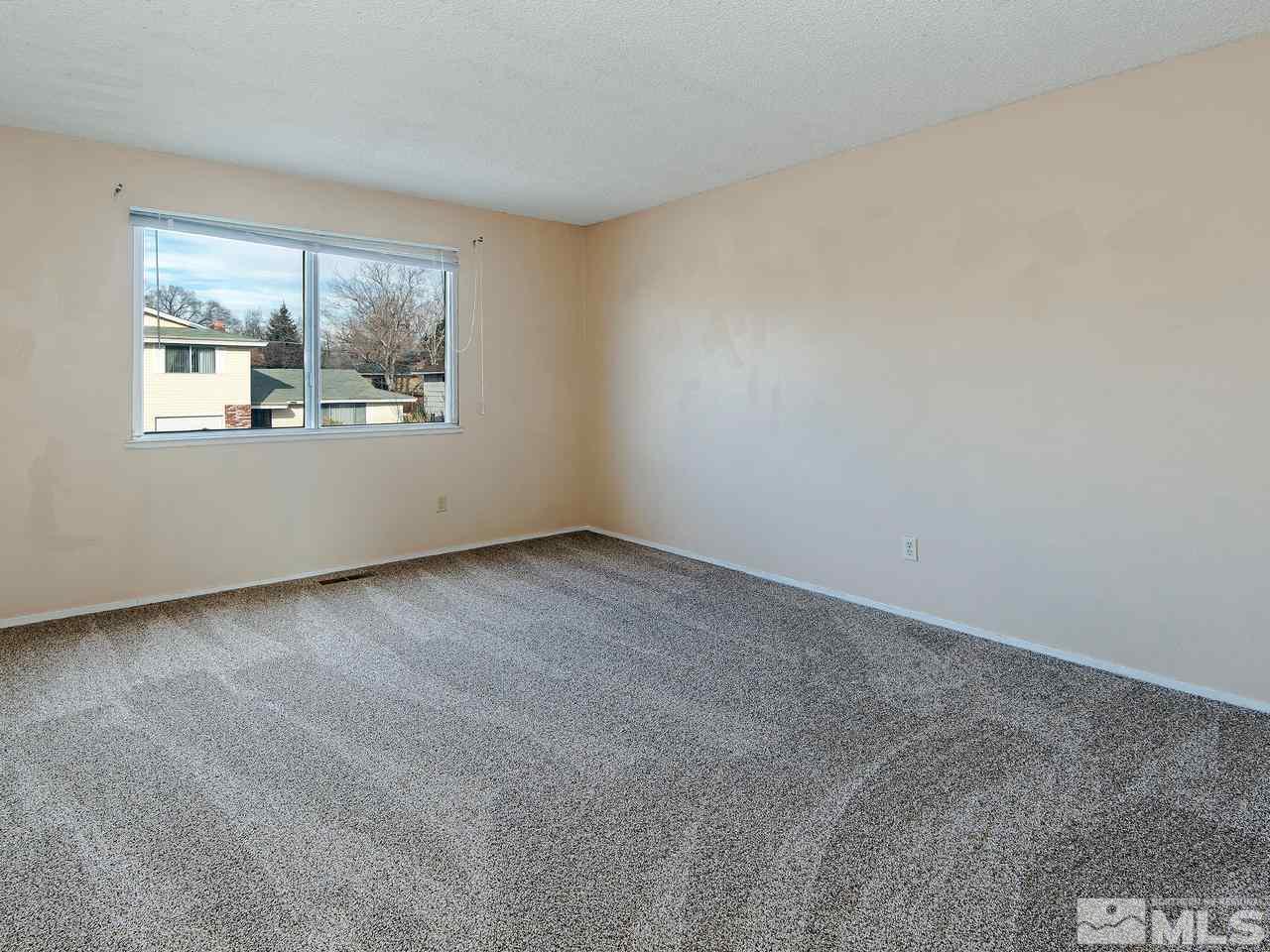 2895 Everett Drive Reno, NV 89503 - Photo 19 of 25 Photo 19