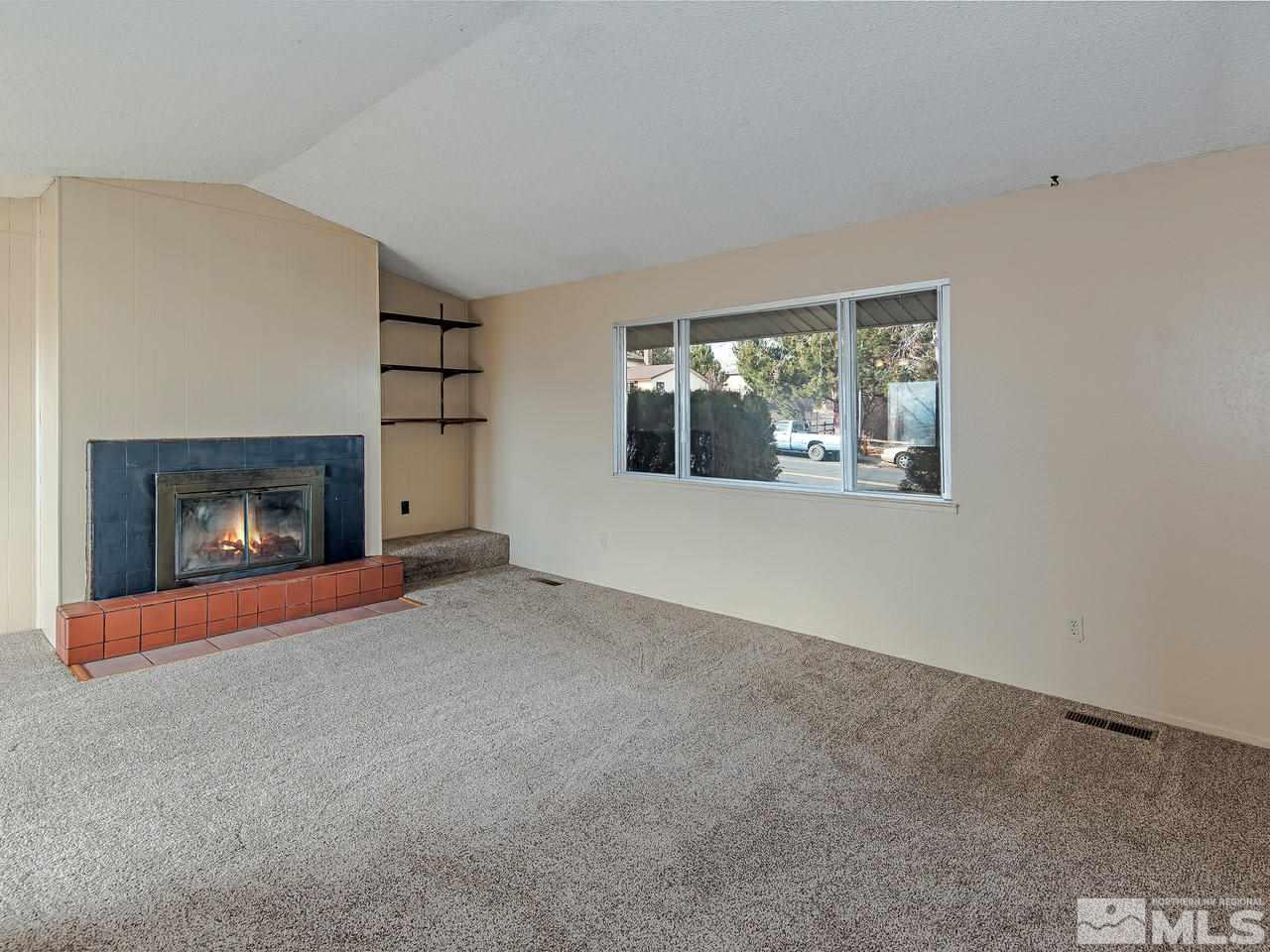 2895 Everett Drive Reno, NV 89503 - Photo 3 of 25 Photo 3