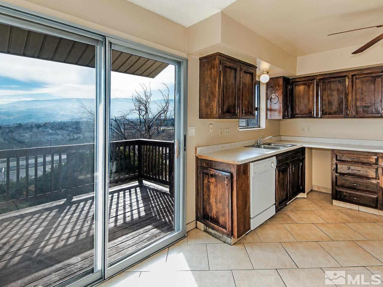 2895 Everett Drive Reno, NV 89503 - Photo 5 of 25 Photo 5