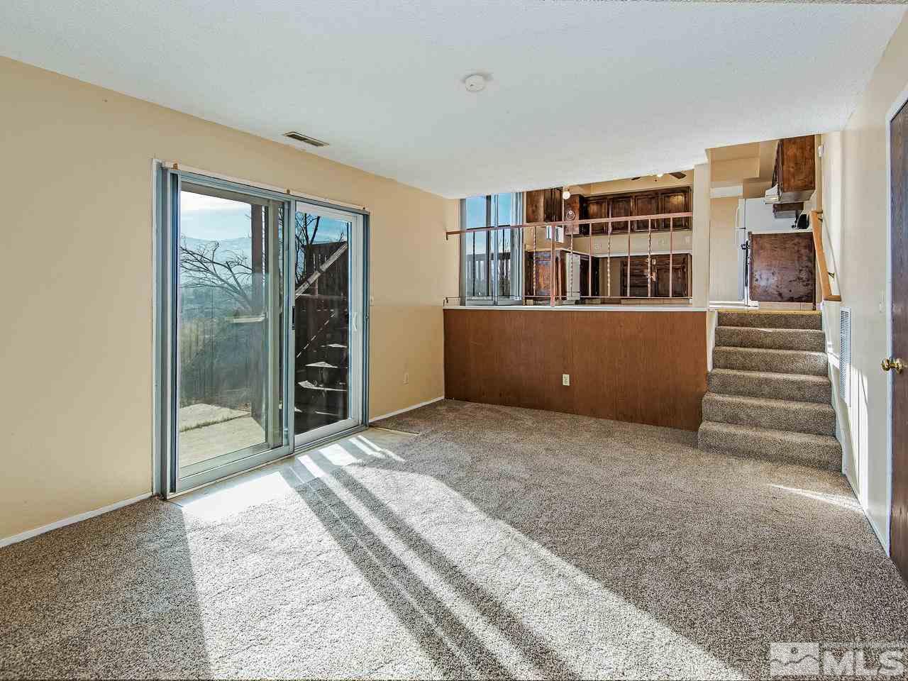 2895 Everett Drive Reno, NV 89503 - Photo 8 of 25 Photo 8