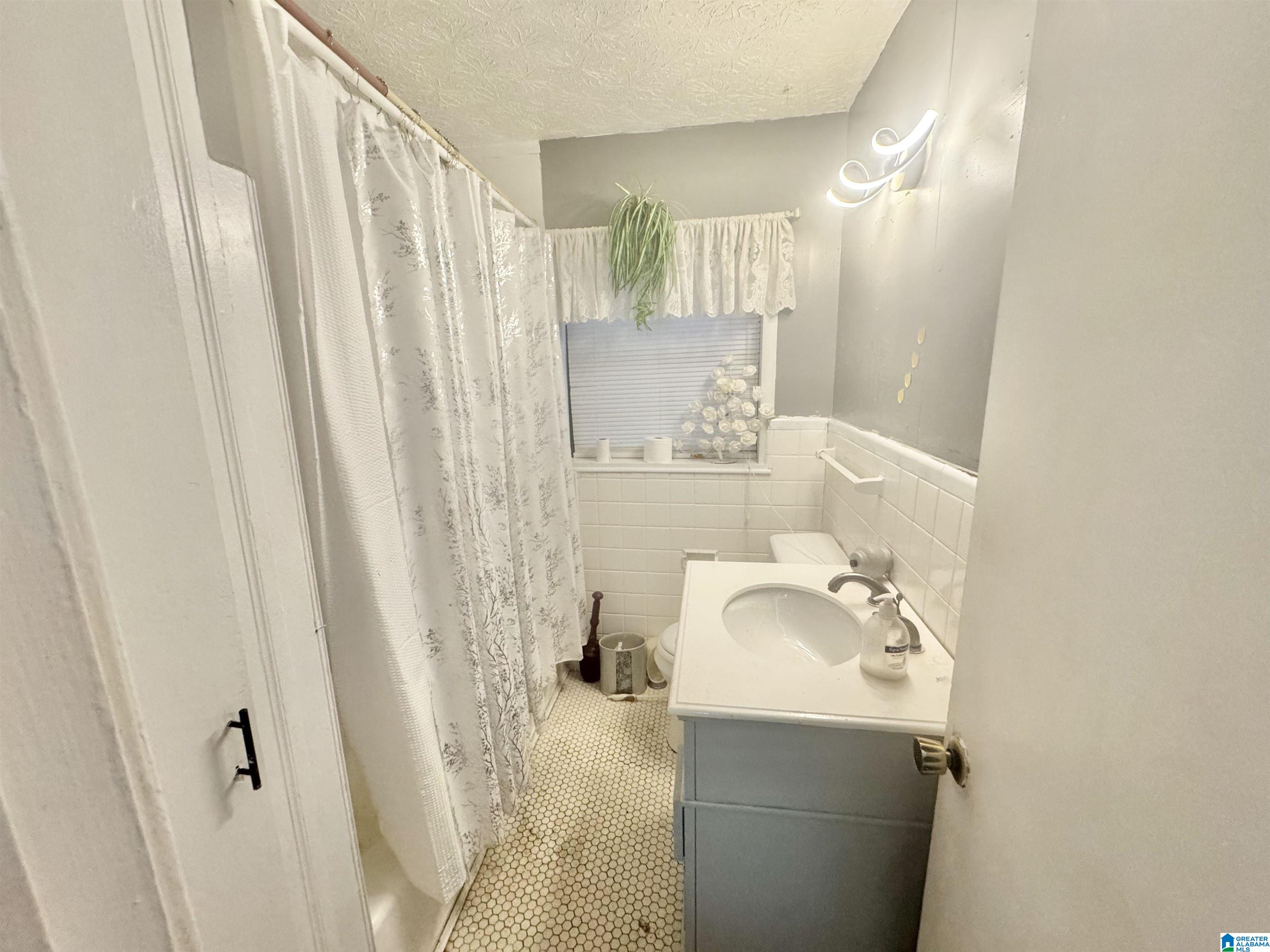 312 Wheeler Street Sylacauga, AL 35150 - Photo 20 of 37