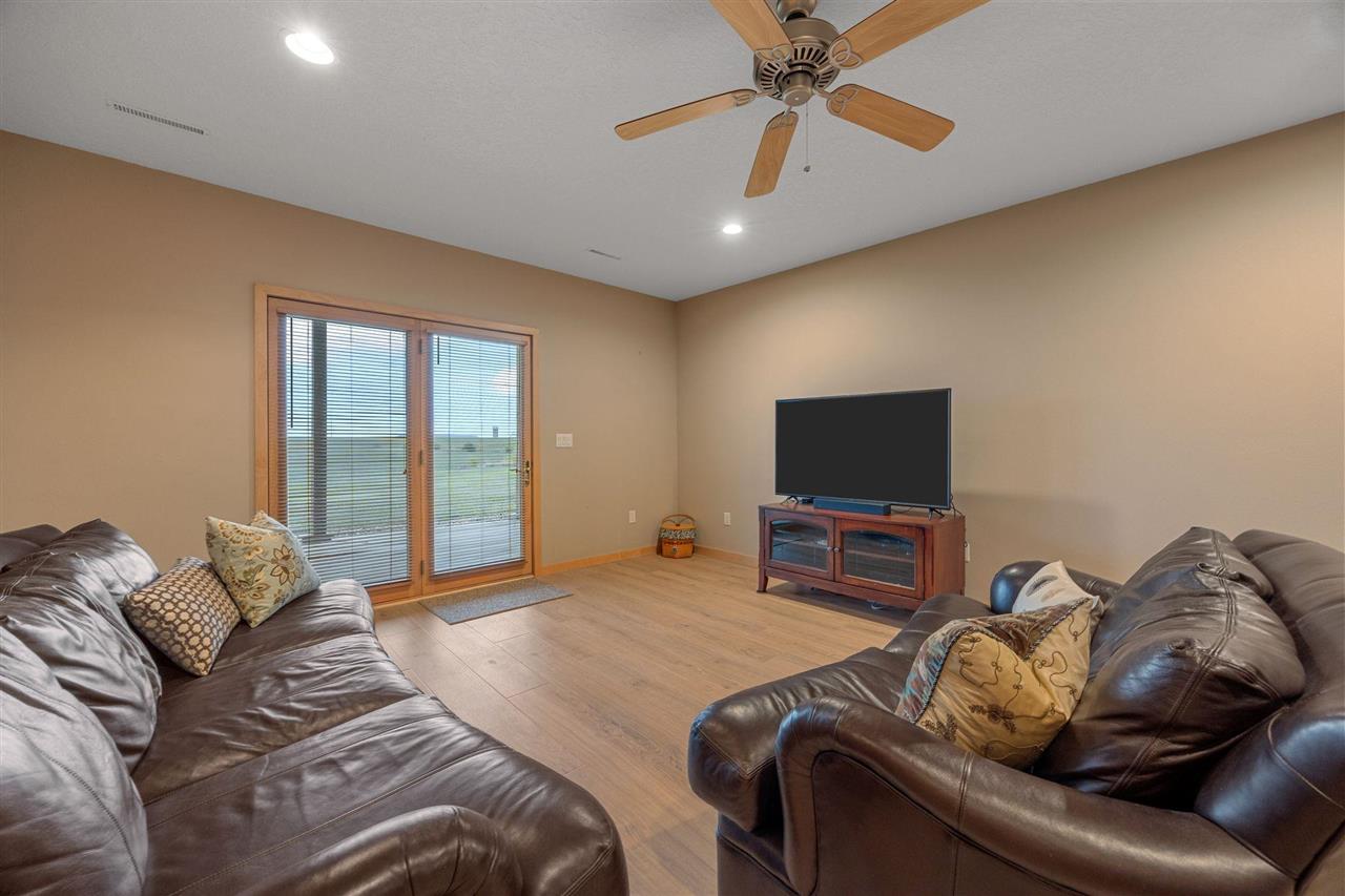 2155 Johnson-Washington Road Southwest Kalona, IA 52247 - Photo 26 of 60 Gallery Image 26
