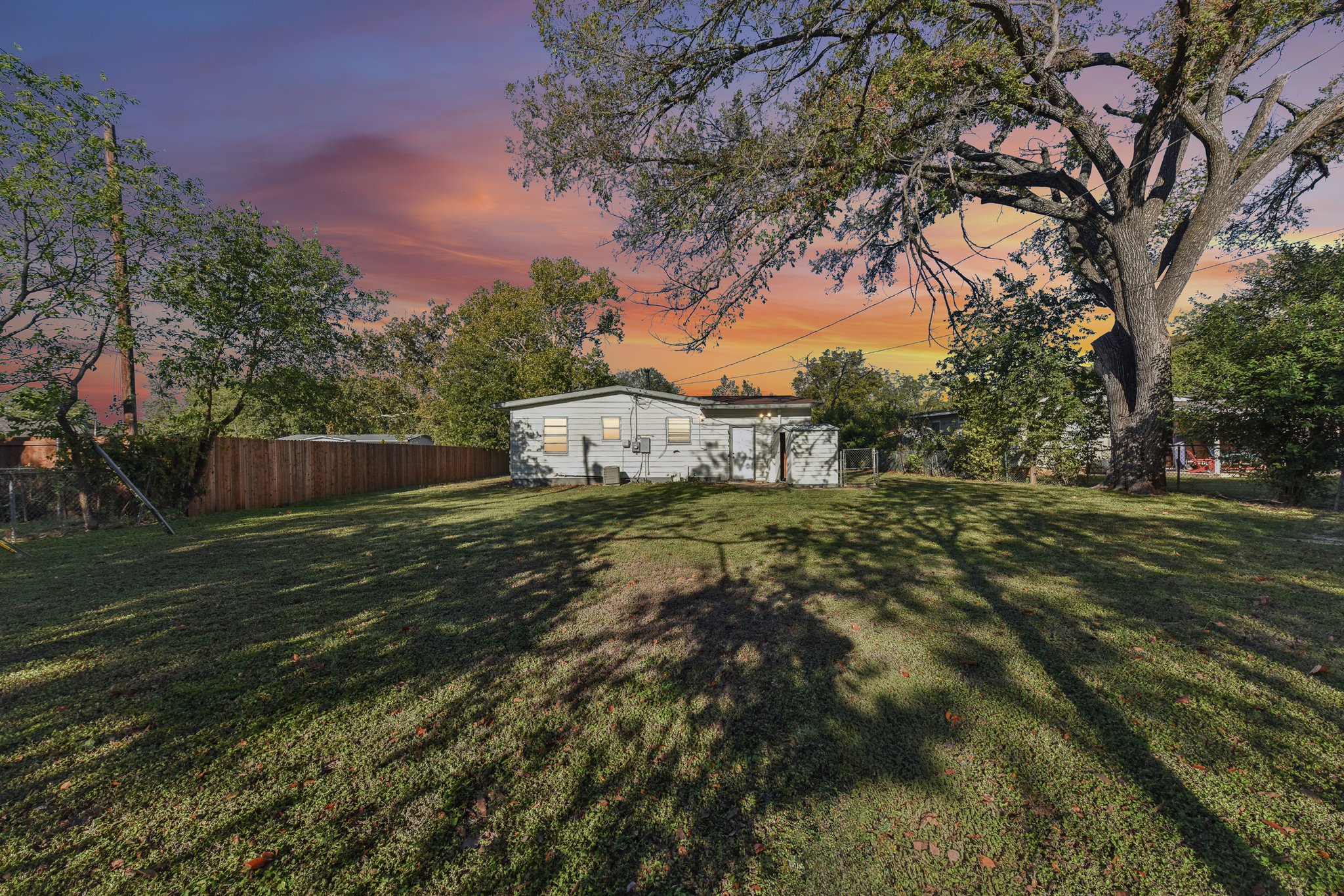 1102 Jackson Street Killeen, TX 76541 - Photo 16 of 16 a view of backyard with green space