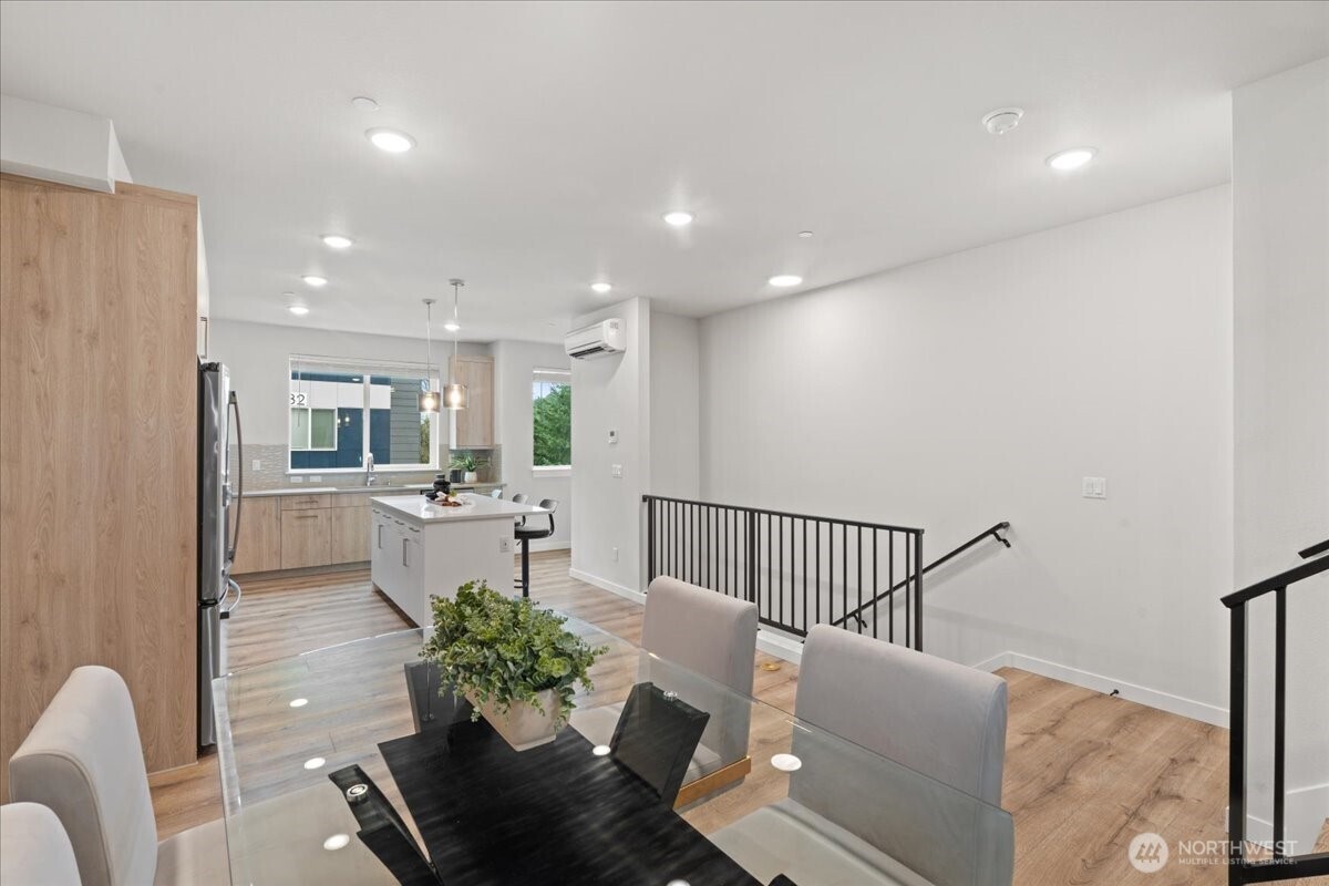 17335 90th Drive Northeast, Unit B Bothell, WA 98011 - Photo 6 of 39