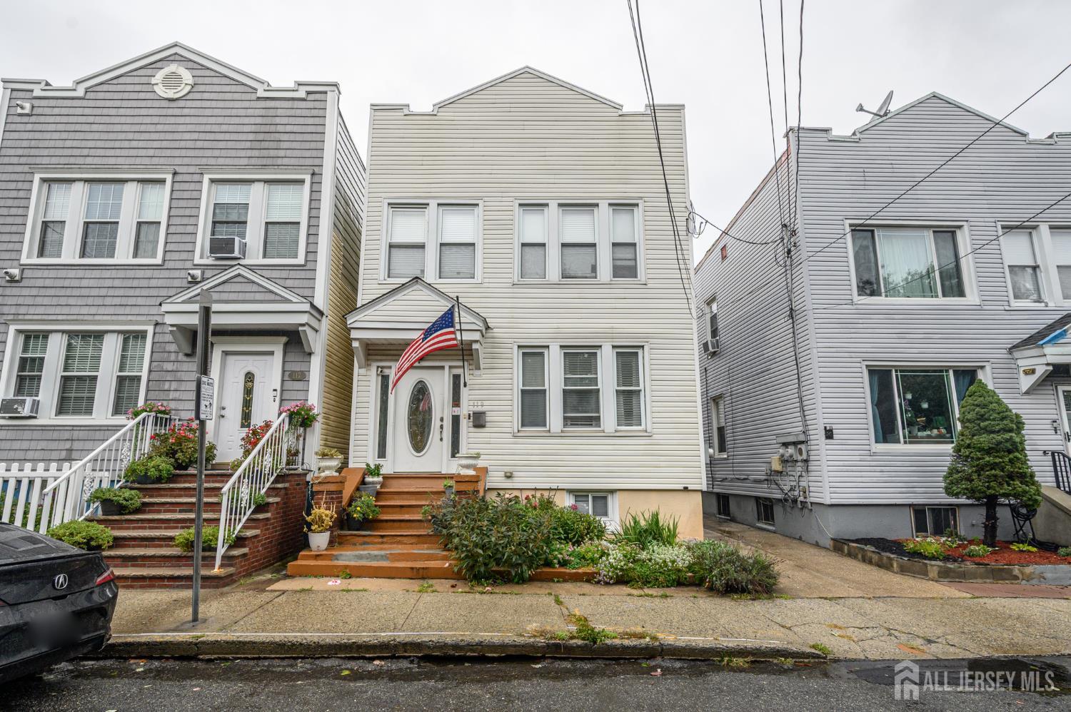 Maison à vendre à Jersey City — $ 799,000 — Buyest