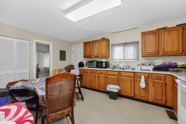 $299,900 | Undisclosed Address, Albany, NY 12208