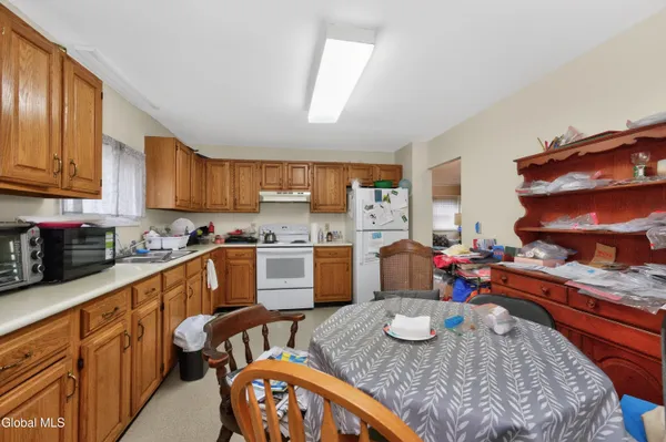 $299,900 | Undisclosed Address, Albany, NY 12208