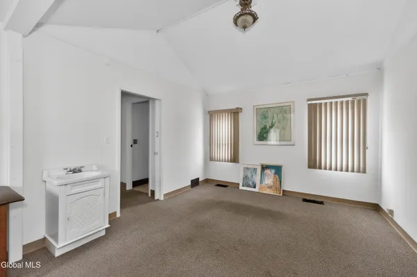 $299,900 | Undisclosed Address, Albany, NY 12208