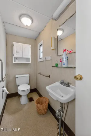 $299,900 | Undisclosed Address, Albany, NY 12208