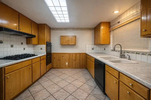 $219,900 | 430 North 8th Street, Blythe, CA 92225