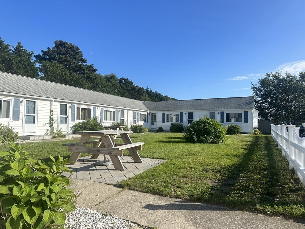 174 Captain Chase Road, Unit 10 Dennis, MA 02639 - Photo 1 of 37