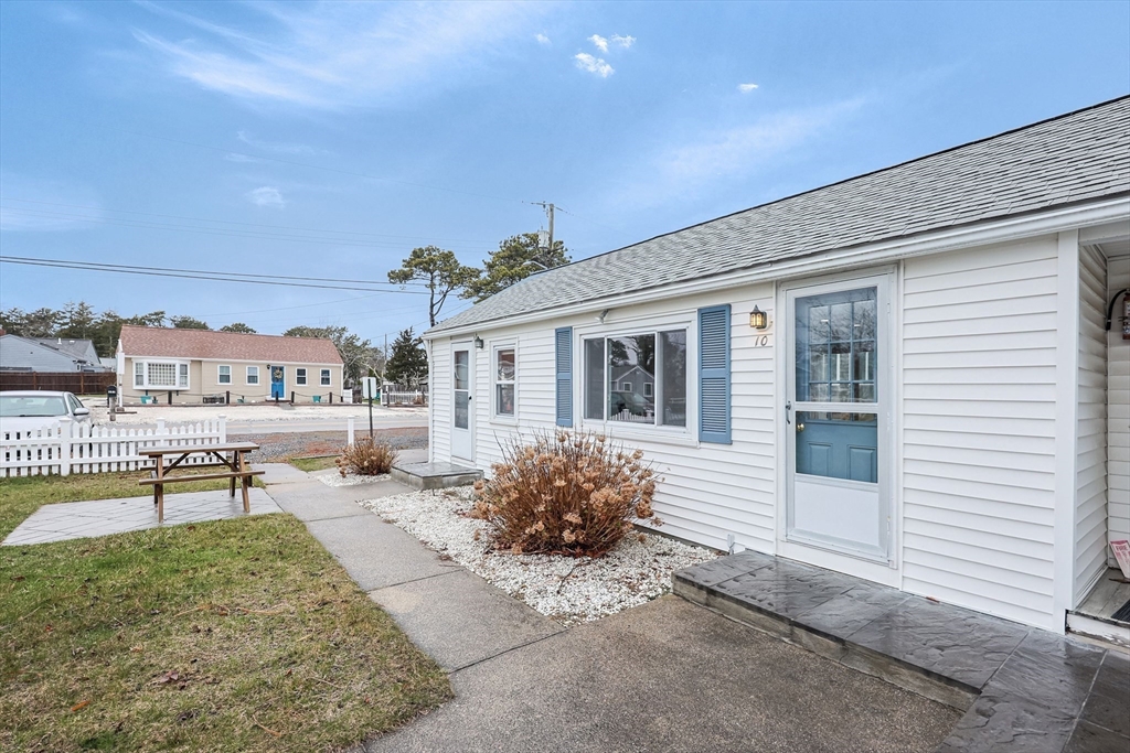 174 Captain Chase Road, Unit 10 Dennis, MA 02639 - Photo 29 of 37