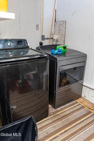 $300,000 | 160 Shaker Road, Albany, NY 12211