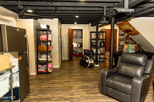 $300,000 | 160 Shaker Road, Albany, NY 12211