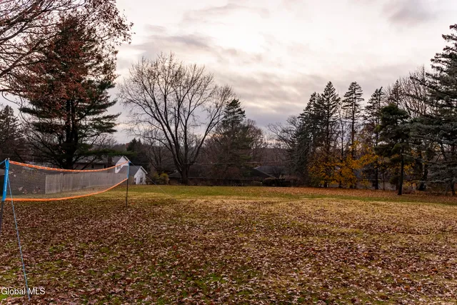 $300,000 | 160 Shaker Road, Albany, NY 12211