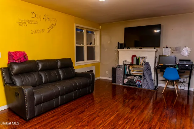 $300,000 | 160 Shaker Road, Albany, NY 12211