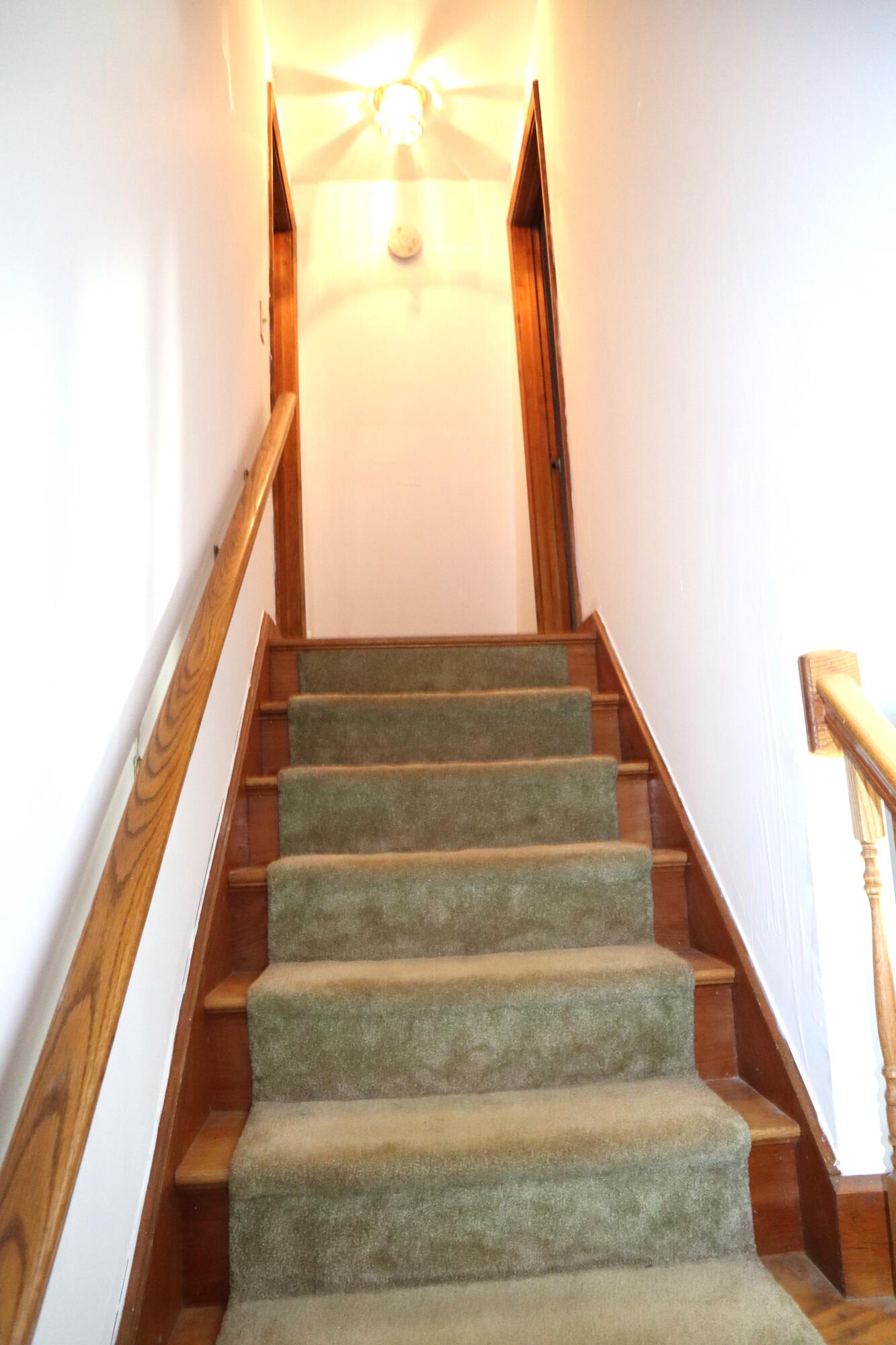 96 Haven Road Windham, ME 04062 - Photo 13 of 21 Staircase