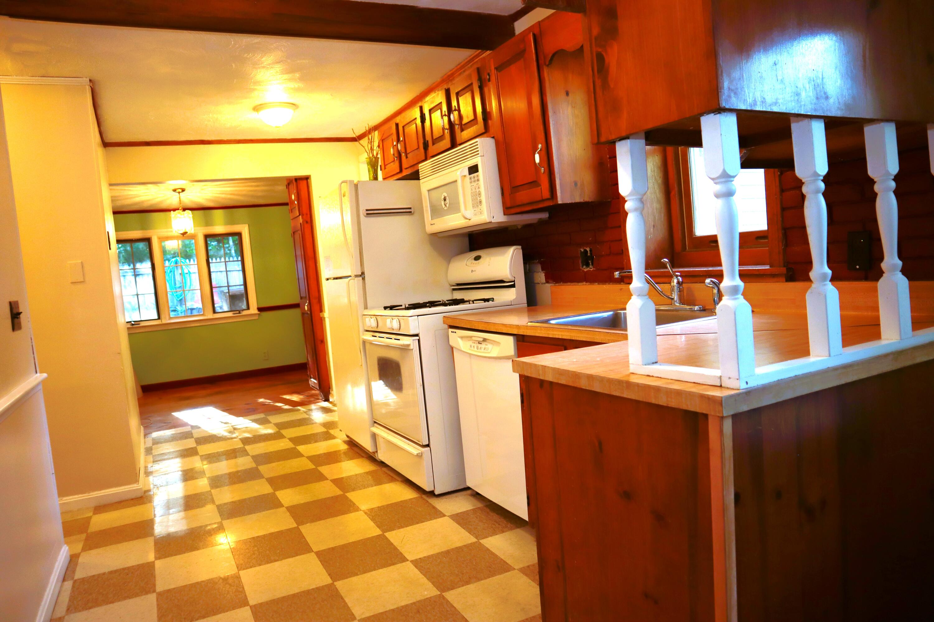 96 Haven Road Windham, ME 04062 - Photo 7 of 21 Kitchen