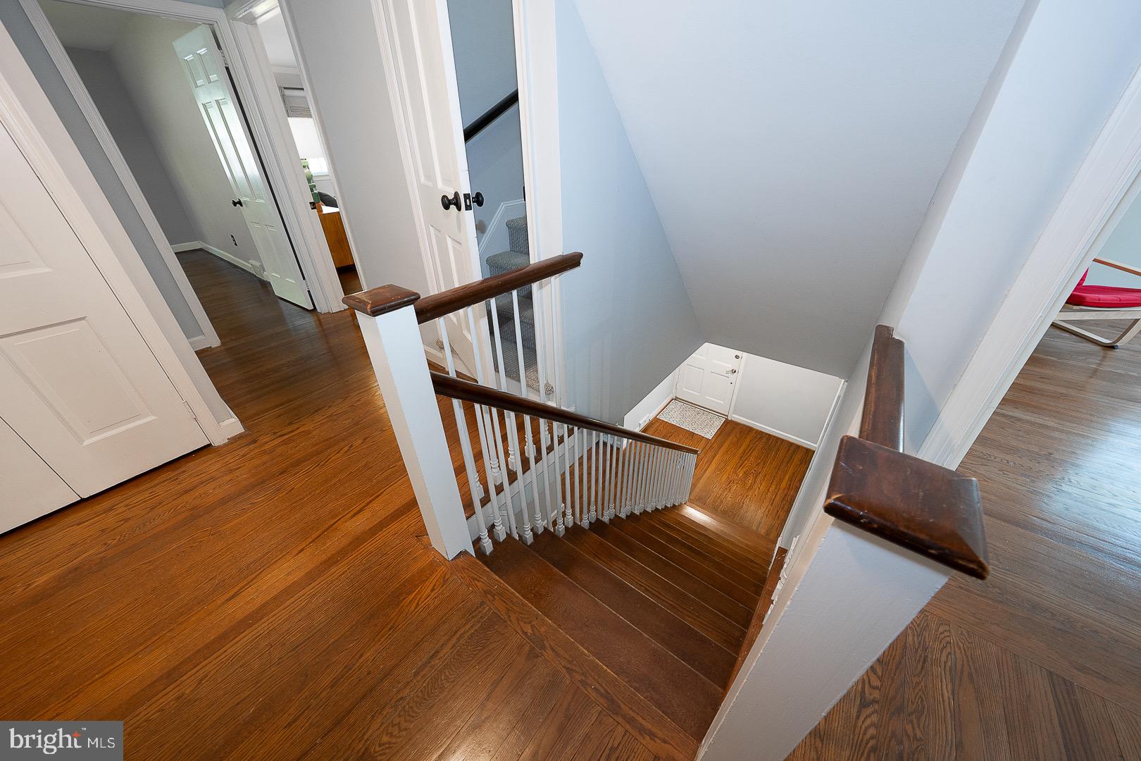 734 Woodcrest Road Wayne, PA 19087 - Photo 17 of 37 Hardwood stairs leading to the second floor