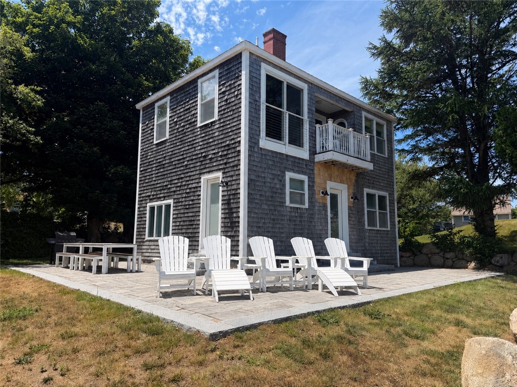 907 Coast Guard Road Block Island, RI 02807 - Photo 2 of 28 Gallery Image 2