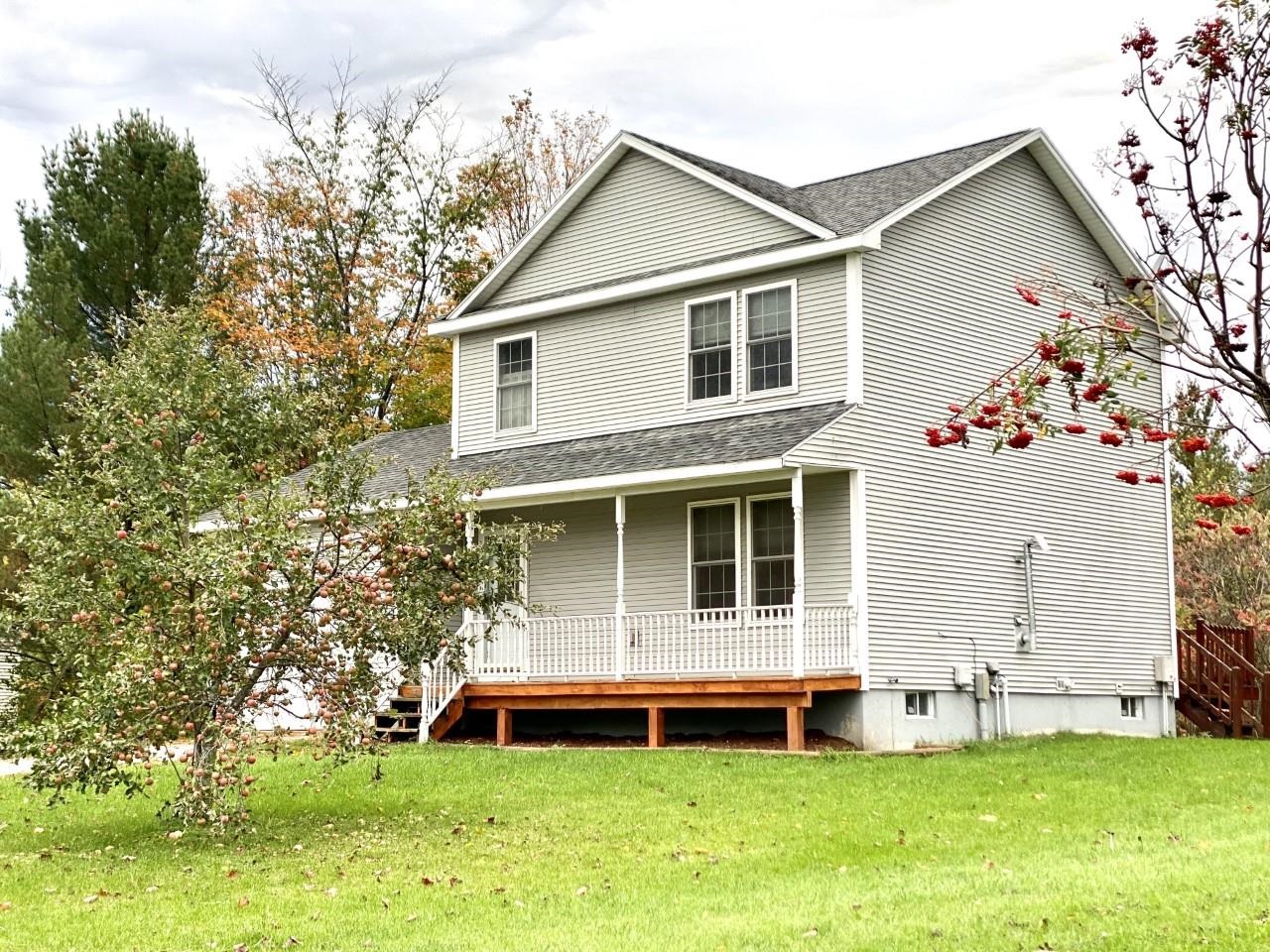 23 Glen Ridge Lane Swanton, VT 05478 - Photo 3 of 15