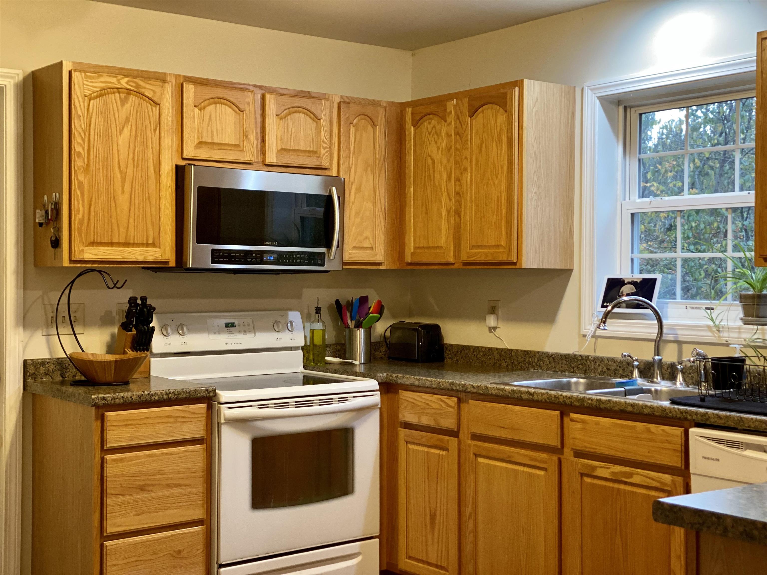 23 Glen Ridge Lane Swanton, VT 05478 - Photo 6 of 15