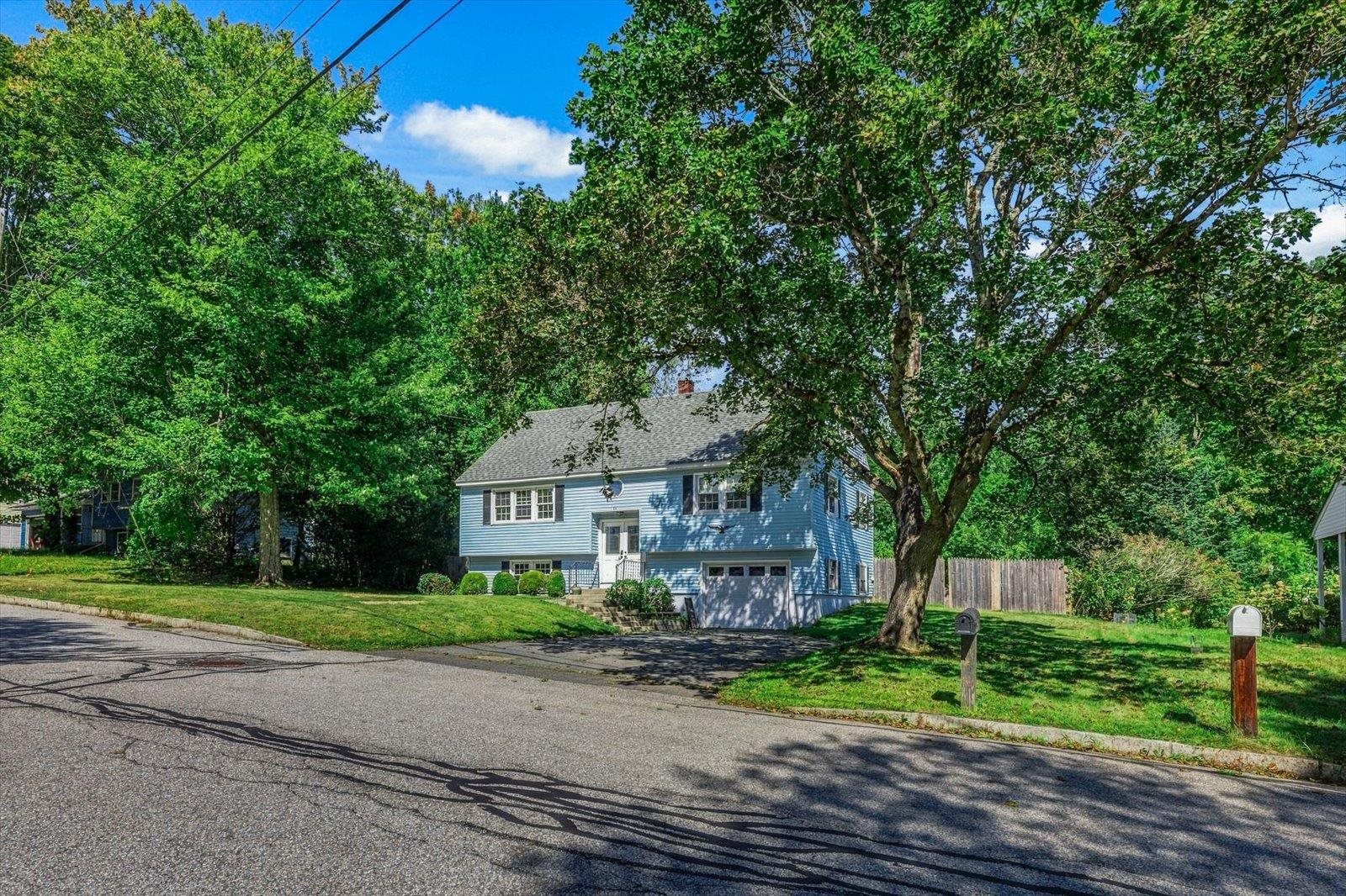 11 Woodridge Road Keene, NH 03431 - Photo 4 of 44 Gallery Image 4