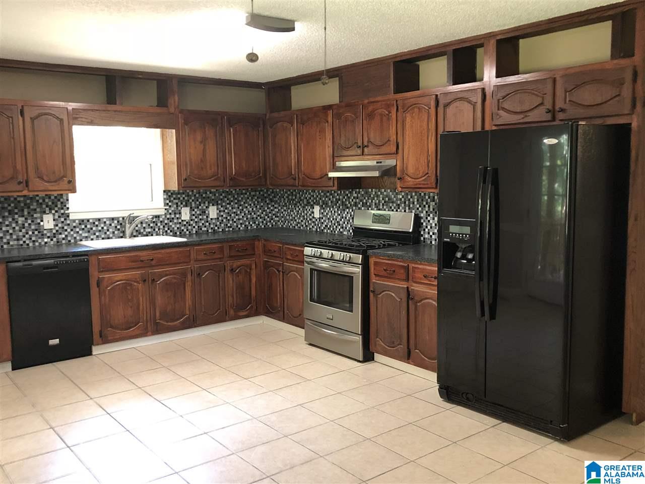 633 12th Street Northwest Alabaster, AL 35007 - Photo 6 of 37