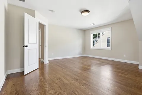 $1,098,000 | 8 Cheevers Path, Unit 8, Bedford, MA 01730
