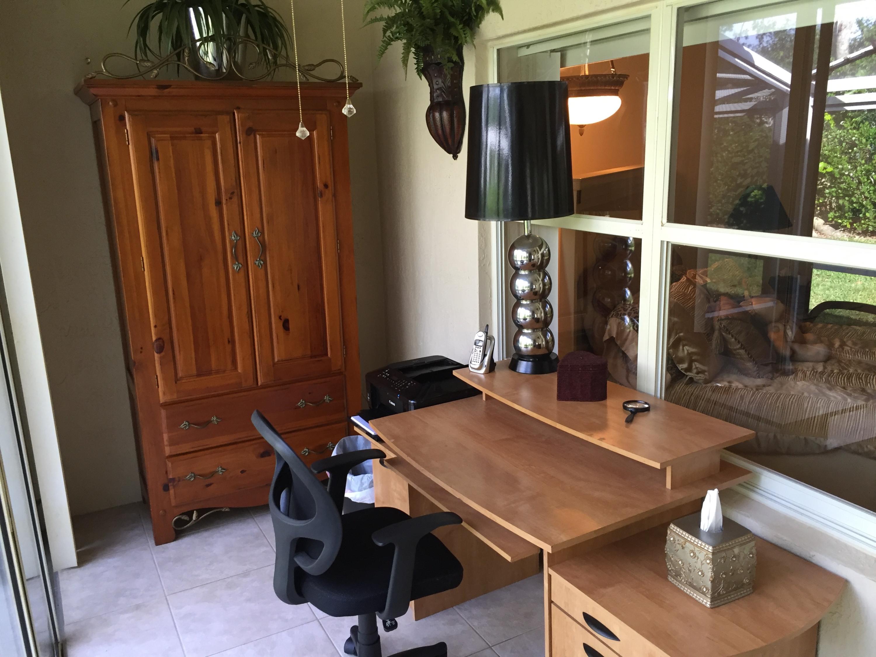 6057 Petunia Road Delray Beach, FL 33484 - Photo 5 of 18 Covered A/C Patio Office