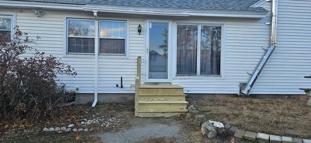 $1,500 | 284 Summer Street, Unit 1, Bristol, NH 03222