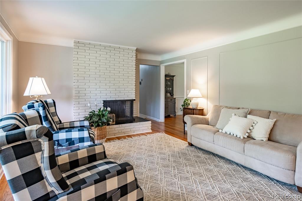 28441 Westerleigh Road Farmington, MI 48334 - Photo 6 of 45