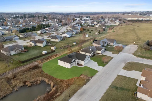 $579,900 | 4313 Deerbrook Lane, Manitowoc, WI 54220