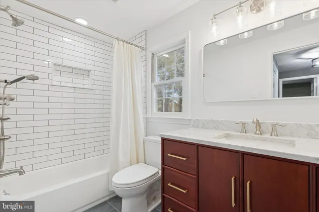 $575,000 | 685 Hopewell Road, Downingtown, PA 19335