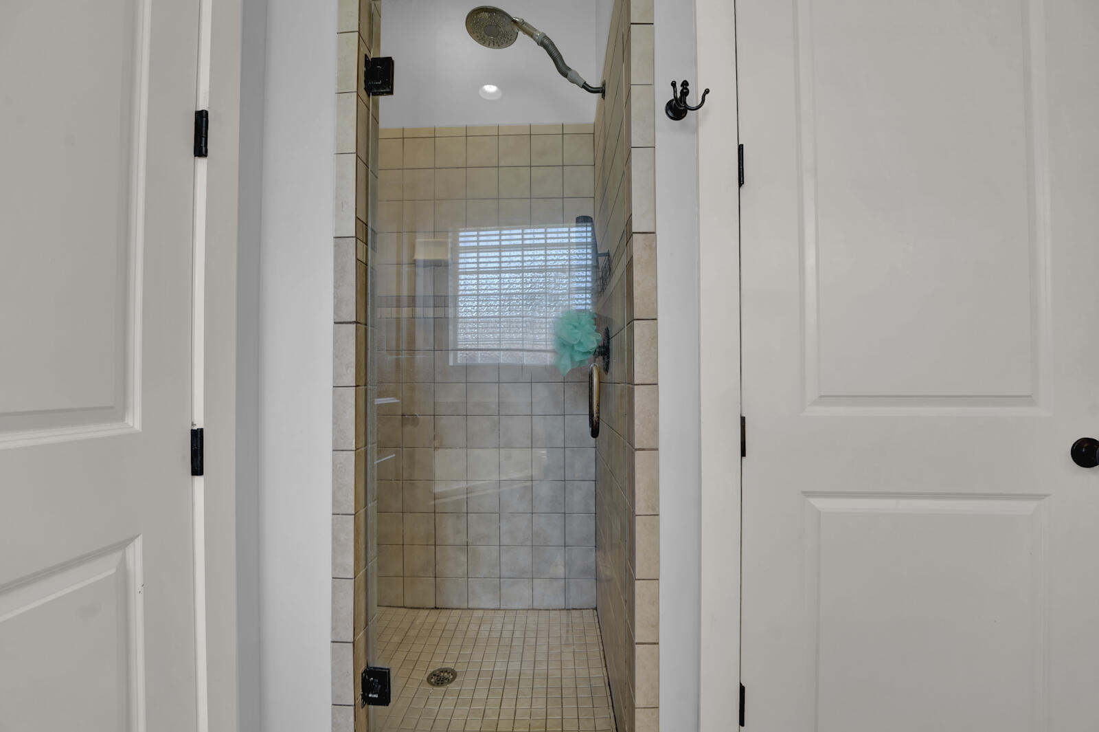 738 Symphony Way Freeport, FL 32439 - Photo 30 of 69 a bathroom with a shower